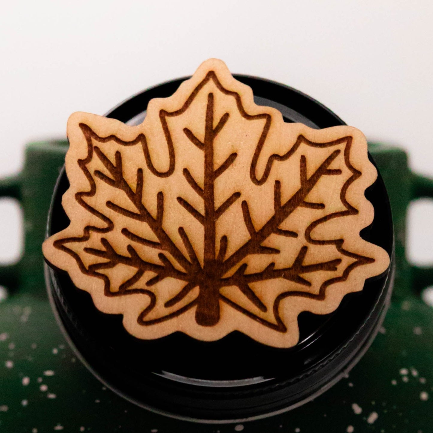 Leaf 1 Magnet